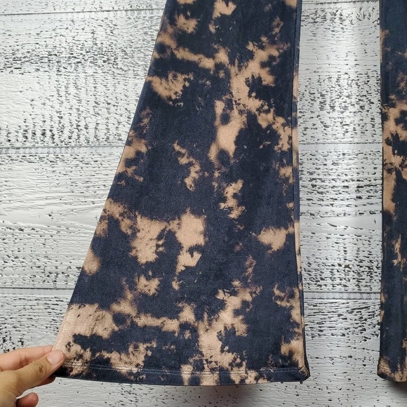 Topshop Tie Dye High Rise Bell Bottom Flared Retro Velvet Pants Size 8 - Picture 3 of 9